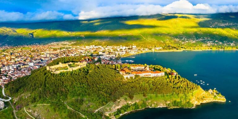 havasi ve dogasinin guzelligi kadar ucuzlugu da hayran birakiyor turklerin yeni gozdesi ziyaretcilerini bekliyor bvlj12iu