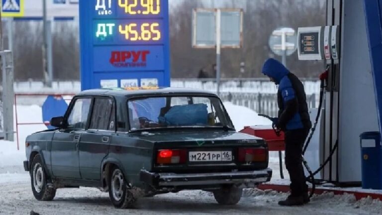 rusyada benzin ihracat yasagi uzatildi aXVy5nrh
