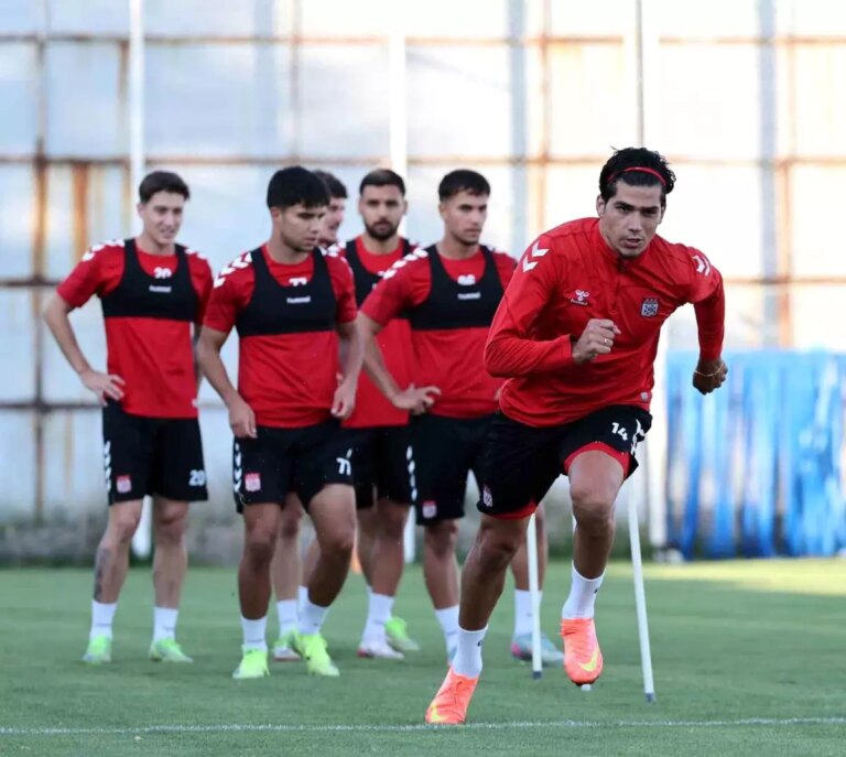 sivasspor pendikspor macina hazirlaniyor JHM9TeiS