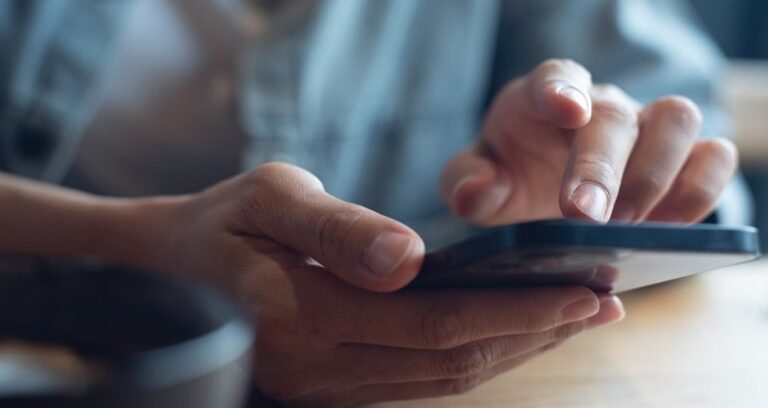 telefonunuzdaki gizli kod mesajlarinizin izlenip izlenmedigini ortaya cikariyor KlStcHmE