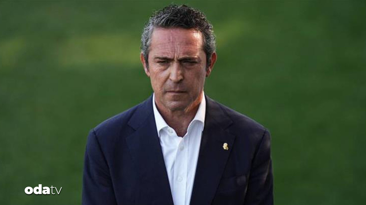 ali koc sahnede dustu HGs6wdQV