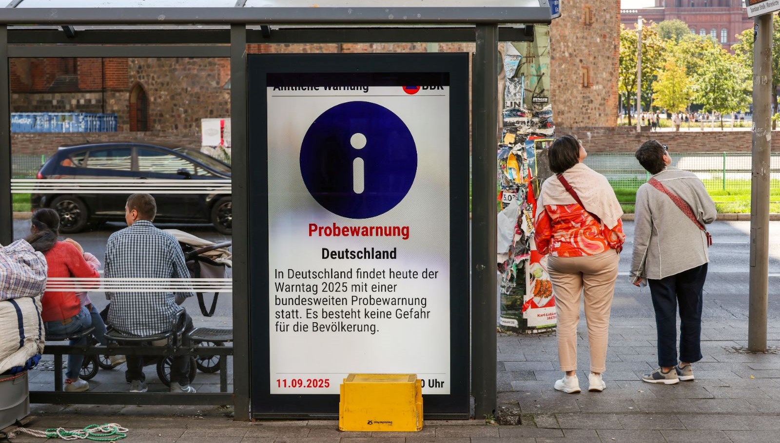 almanyada acil durum tatbikati uyari sirenleri caldi QbN8tPN5