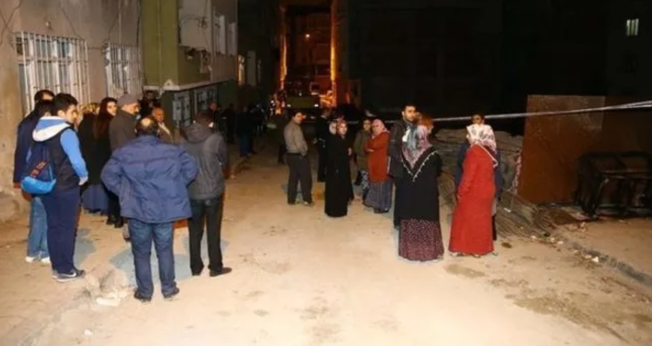 gece yarisi duyulan sesler vatandaslari sokaga doktu validenaciklamageldi 5DHL1qVa