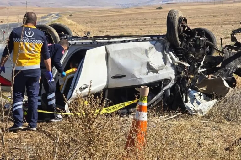 konyada trafik kazasi 3 olu 2 yarali IZaE4YkX