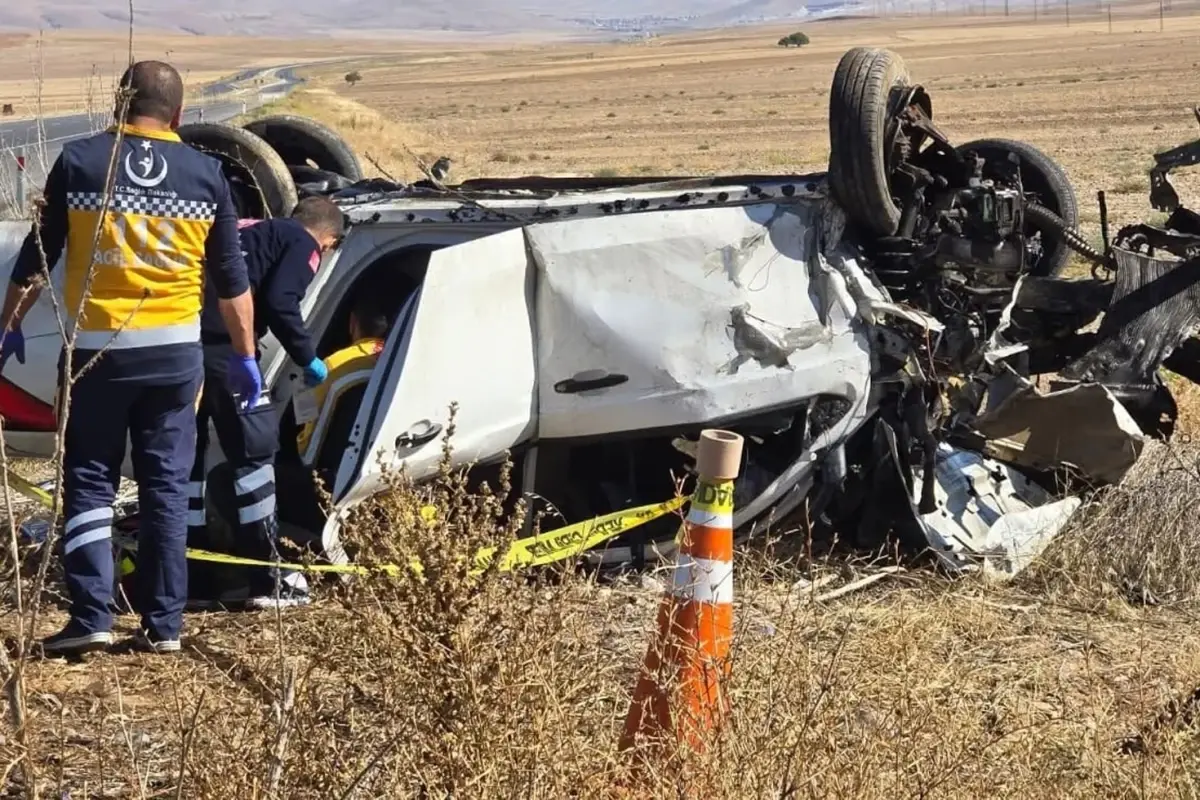 konyada trafik kazasi 3 olu 2 yarali IZaE4YkX