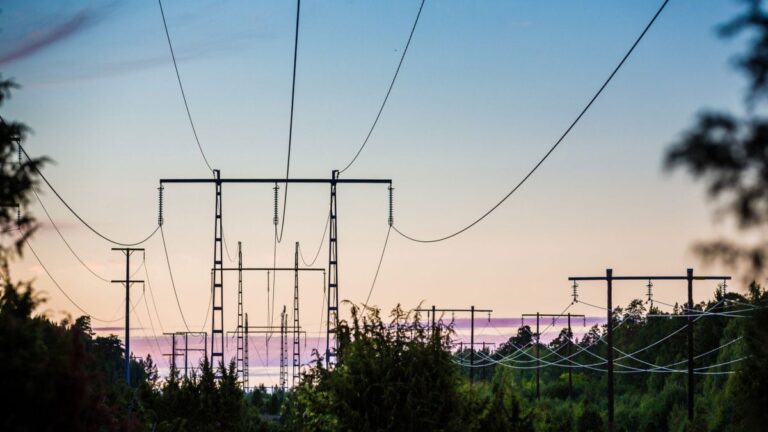 spot piyasada elektrik fiyatlari 28 eylul 2025 jnul92Ia