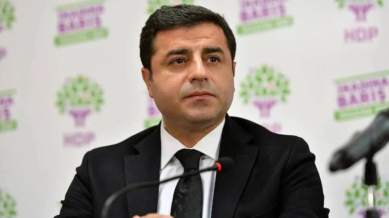 akpli vekilden carpici demirtas cikisi surece faydasi olur W19PvlZ5.jpg