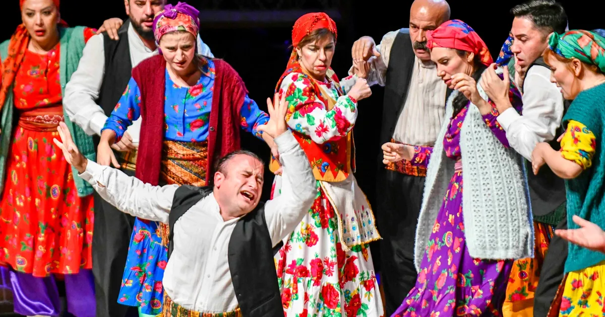 baskentte sanatin kalbi genclik parkinda atiyor svT4NAJP