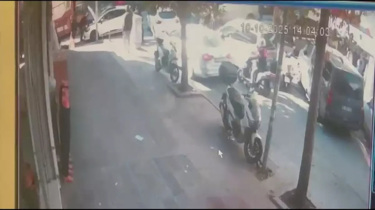 gungorende arizali arac kontrolu sirasinda bekci sikisti TKpavW7G