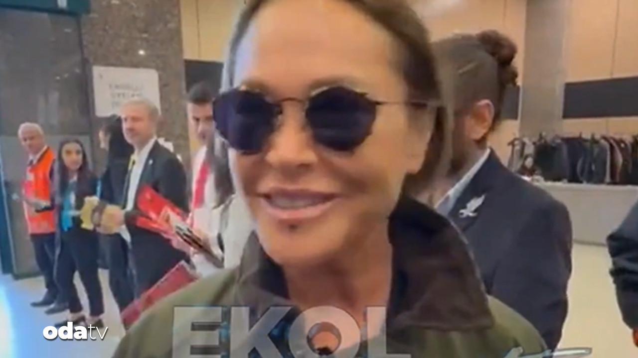 hulya avsar sergen yalcin oyle de gitse boyle de gitse bir bildigi vardir vFWYjl4j.jpg