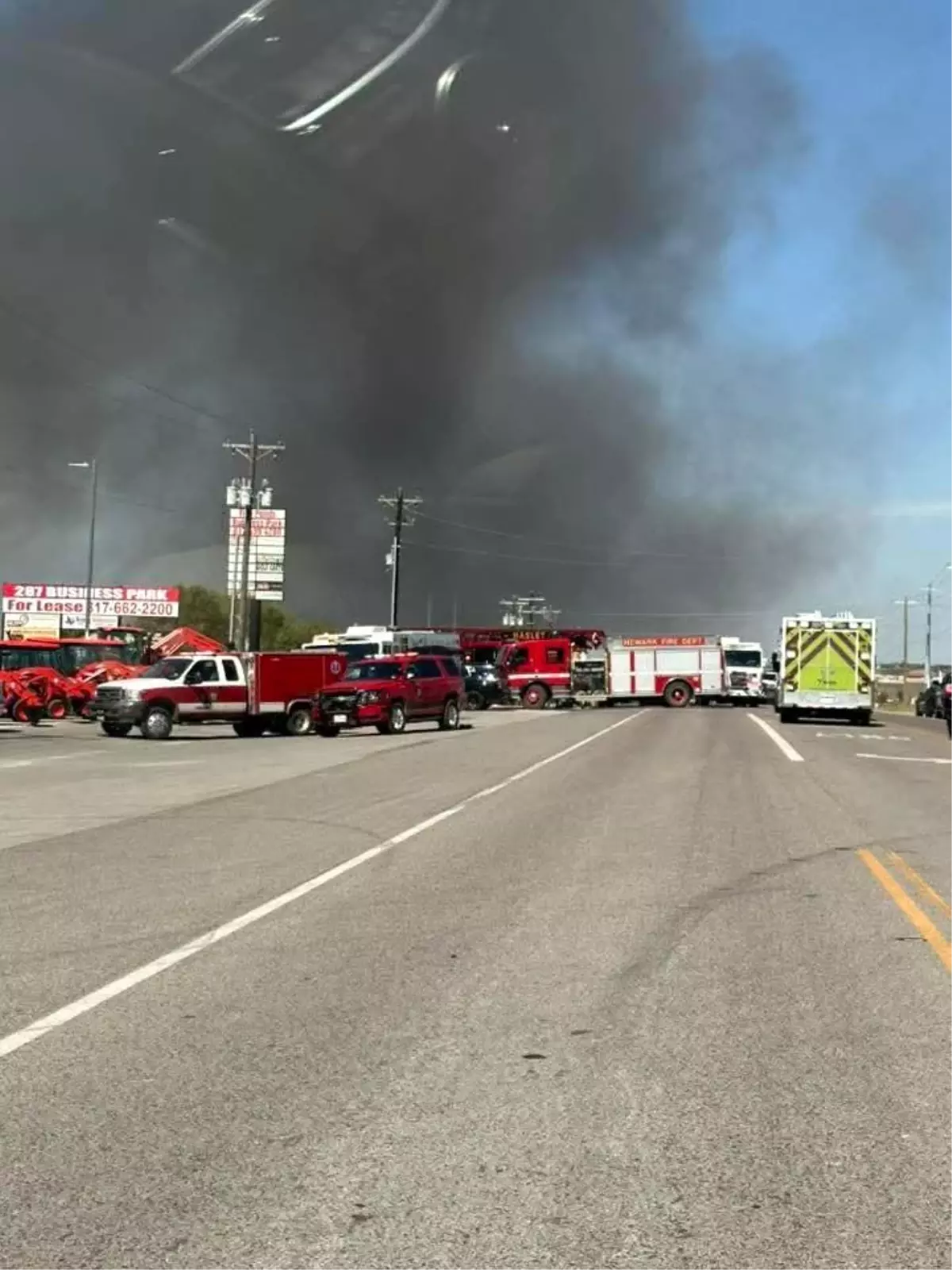 teksasta kucuk ucak park alanina dustu 2 olu IjgZ77XW.jpg