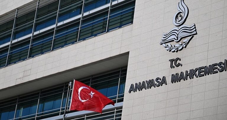 anayasa-mahkemesi-iki-partinin-tum-mal-varliginin-hazineye-devredilmesine-karar-verdi-OlsmQuh6.jpg