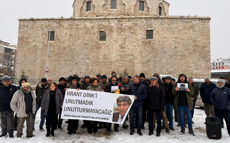 hrant-dink-dogdugu-sehir-malatyada-anildi-7lnK62j1.jpg