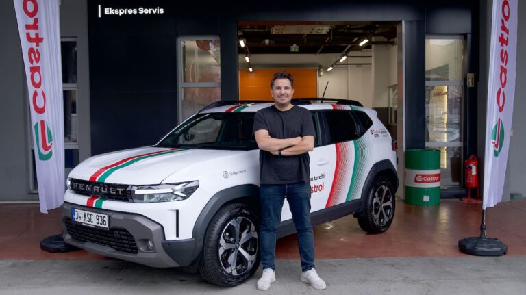 castrolun-ilham-veren-uzuuun-yolculuk-macerasinin-turkiye-ayagi-renault-duster-ile-tamamlandi-f7RAhPua.jpg